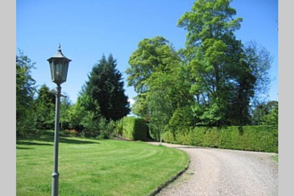 Harleyburn Cottages - Stables and Saddlery Melrose Eksteriør bilde