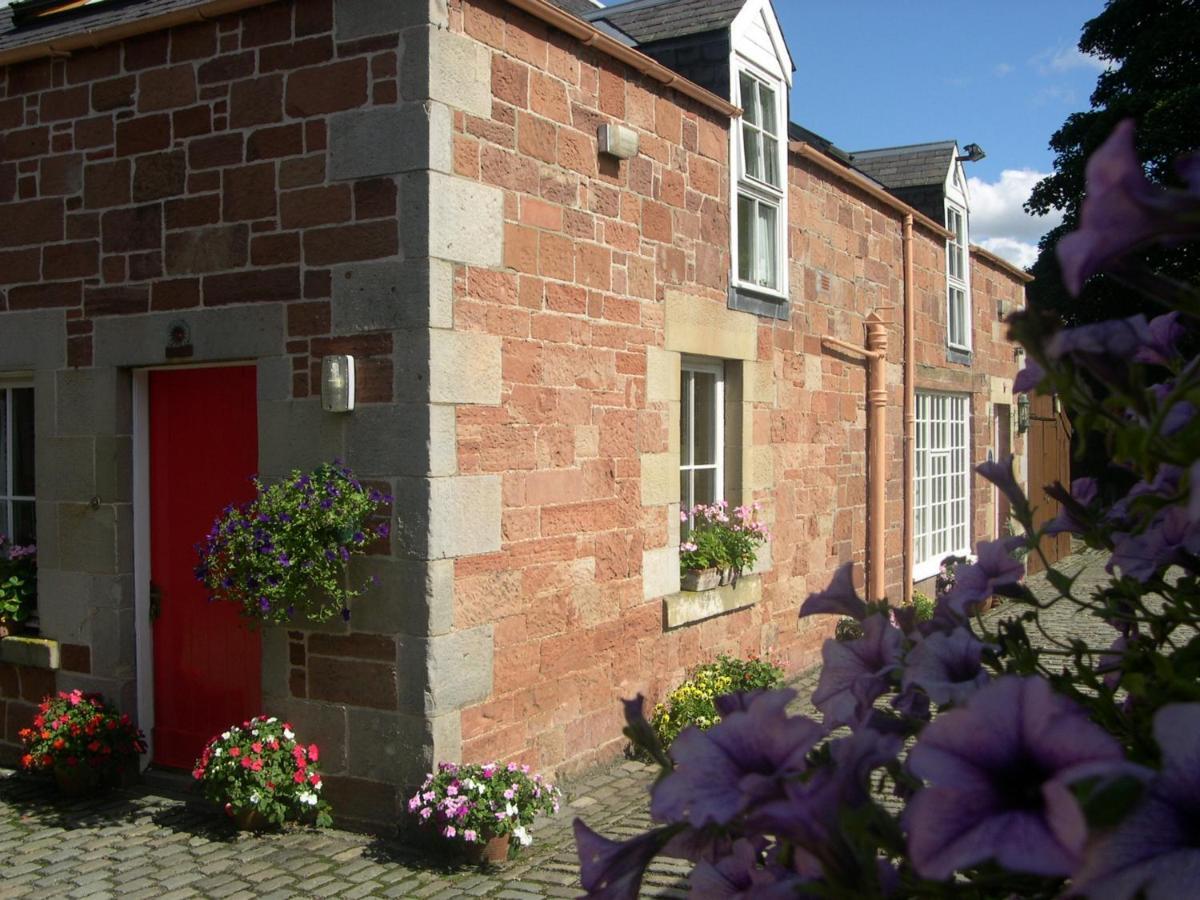 Harleyburn Cottages - Stables and Saddlery Melrose Eksteriør bilde